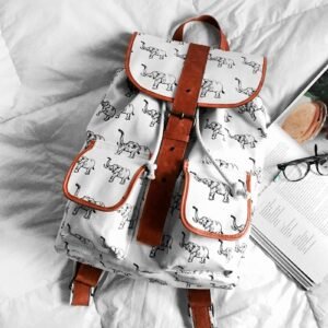 Urban Chic Ensemble cynthia del rio tjwuhtidzws unsplash