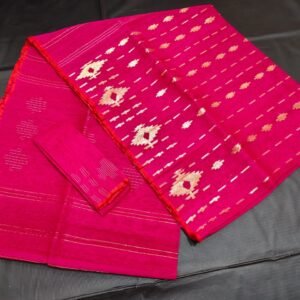 magenta jamdani saree with blouse piece